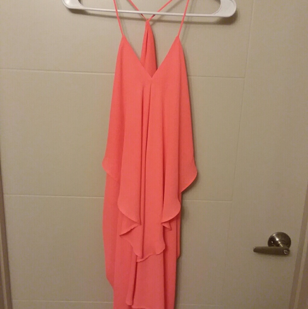 long coral colored shirt